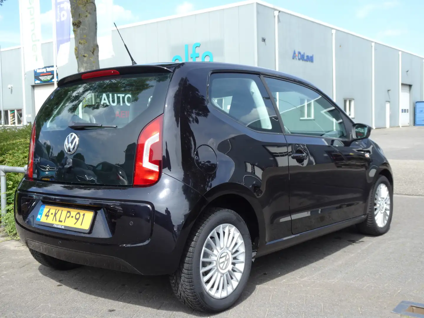 Volkswagen up! 1.0 high up! BlueMotion Noir - 2