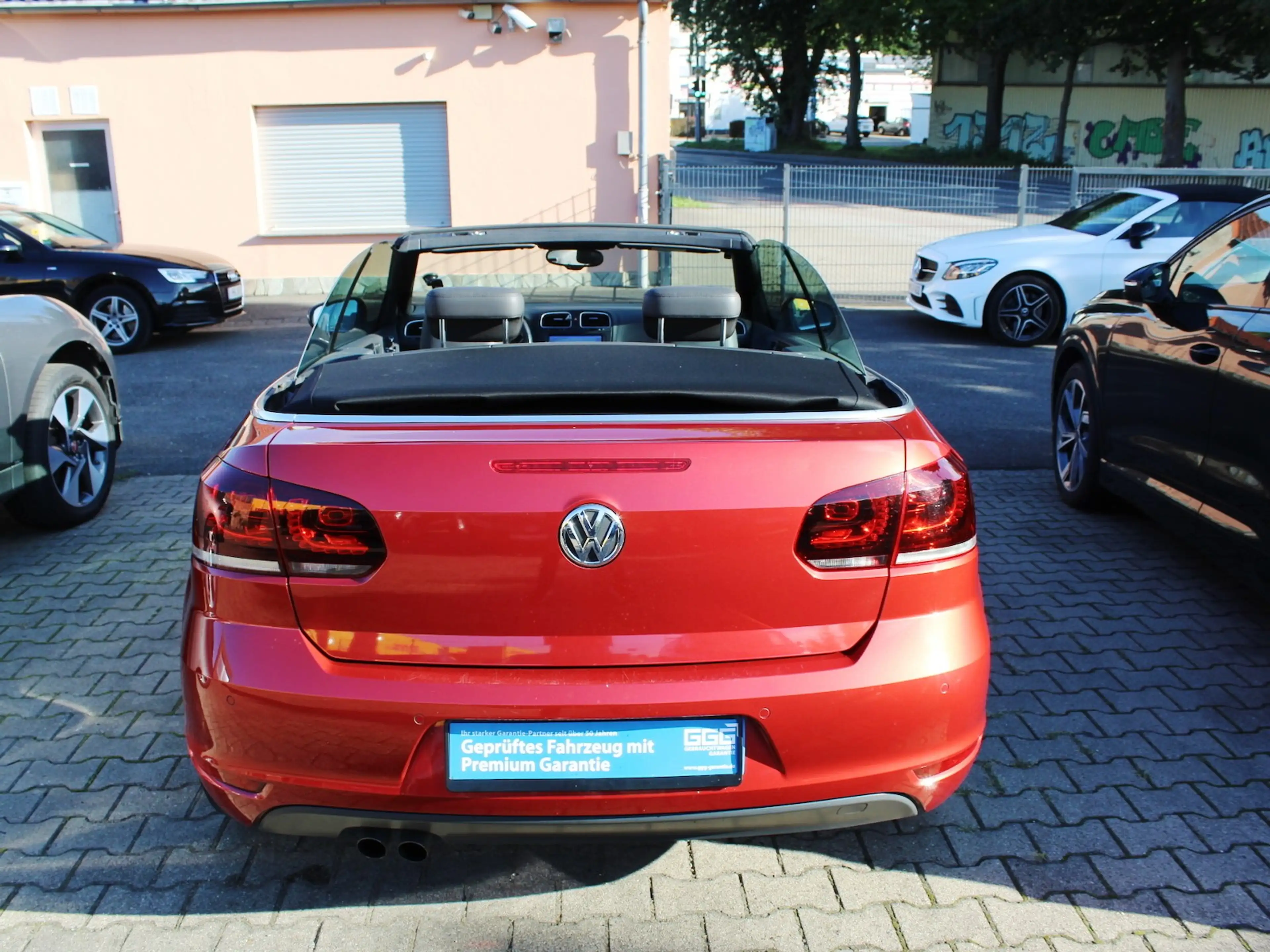 Volkswagen Golf Cabriolet Lounge BMT Allwetter Leder Top — photo 3