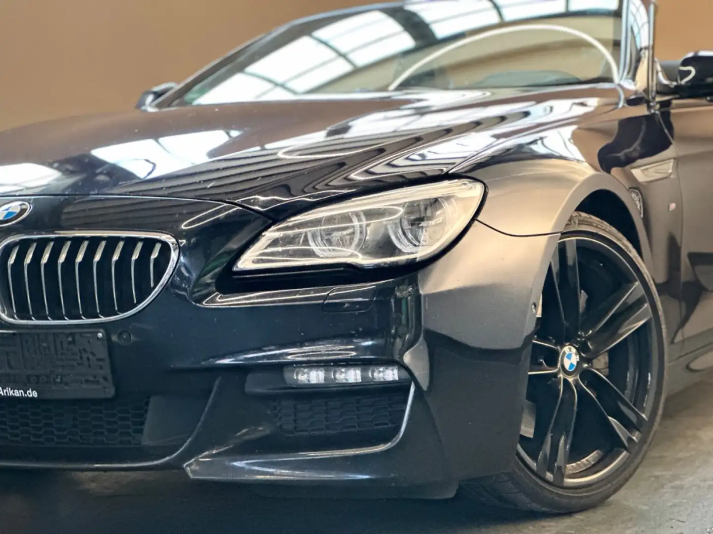 BMW 640 d Cabrio M Sportpaket Schwarz - 2