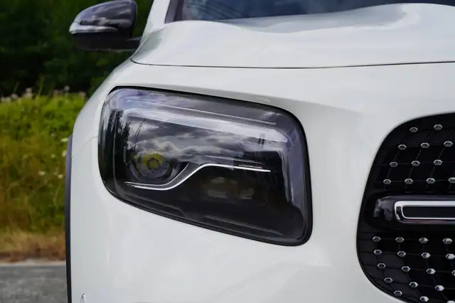 Mercedes-Benz GLB Class view 5