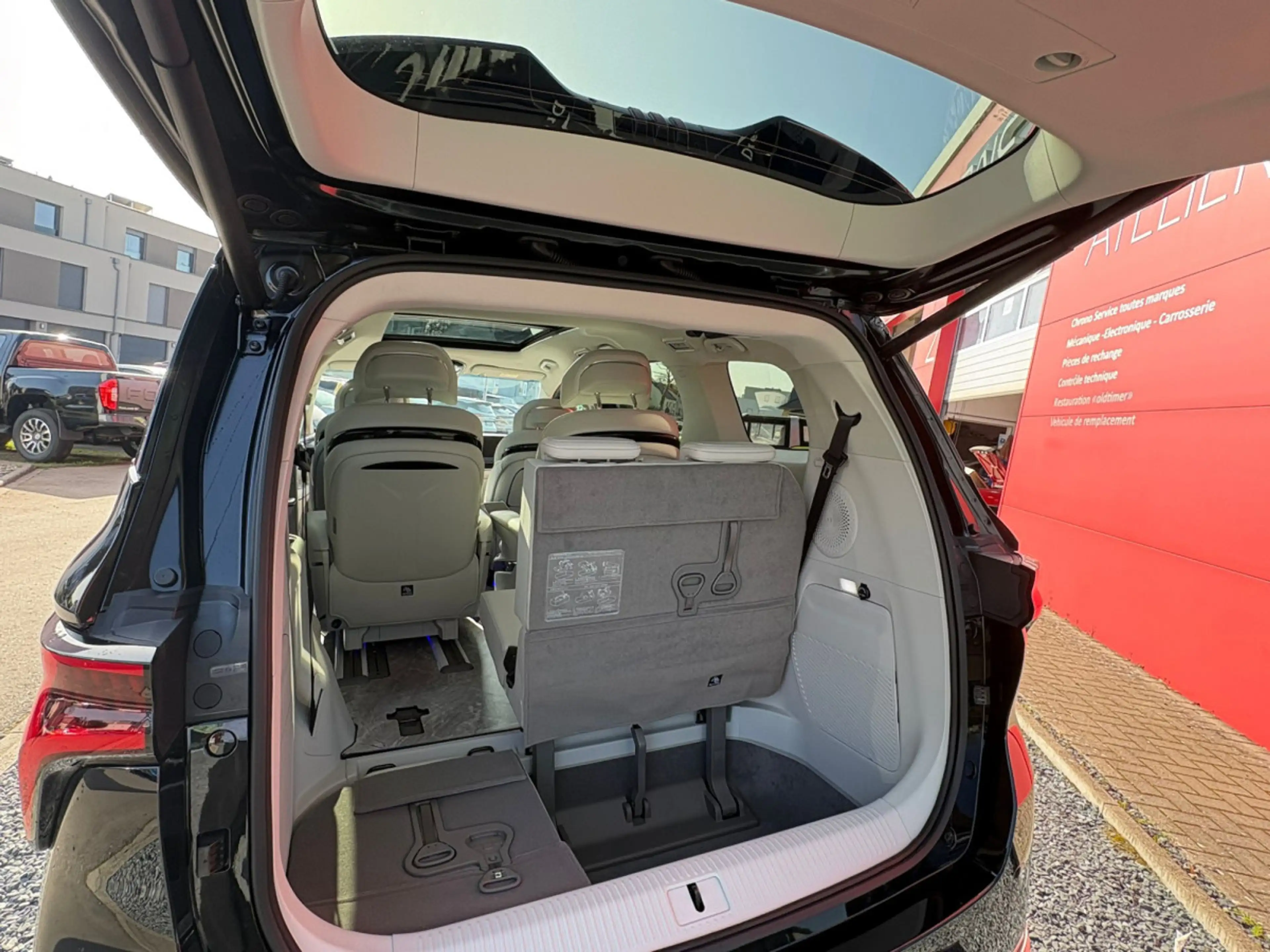 Forthing U-Tour FORTHING 9 PHEV 7 PLACES FULL OPTIONS — photo 10