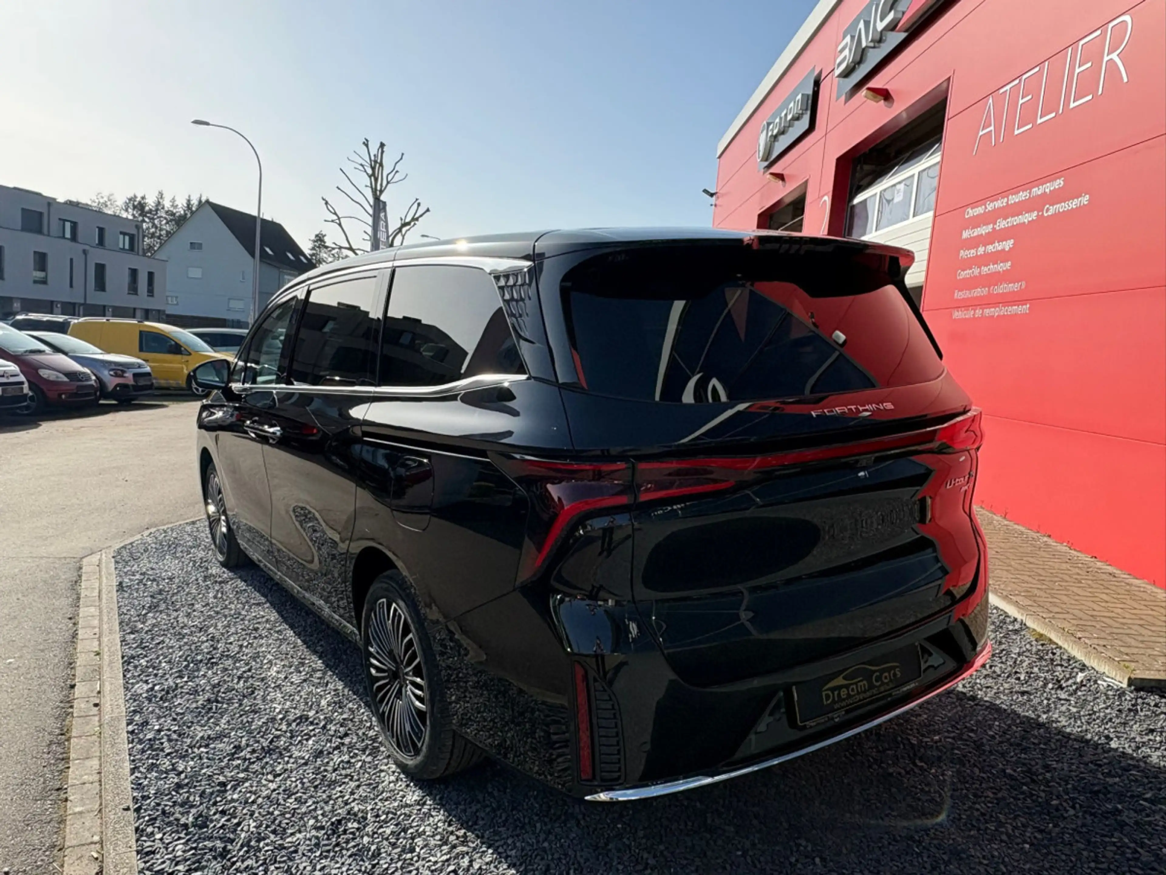 Forthing U-Tour FORTHING 9 PHEV 7 PLACES FULL OPTIONS — photo 3