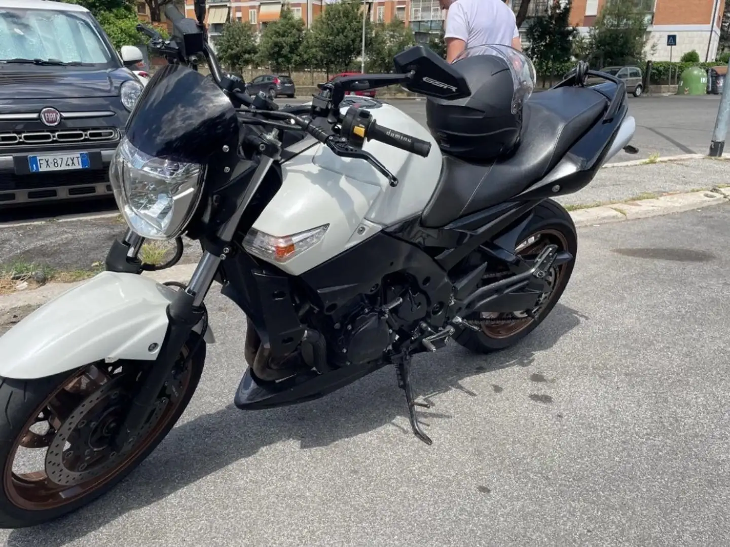 Suzuki GSR 600 vero affare appena tagliandata/revisionata Alb - 1