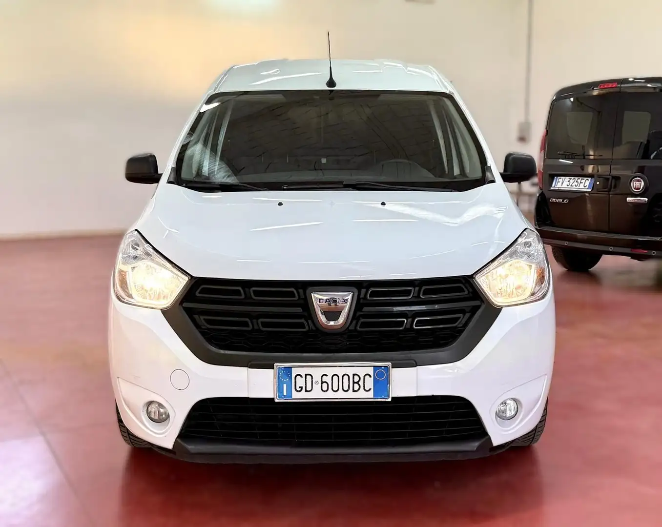 Dacia Dokker 1.5 dci Essential VAN NEOPATENTATI Bianco - 2