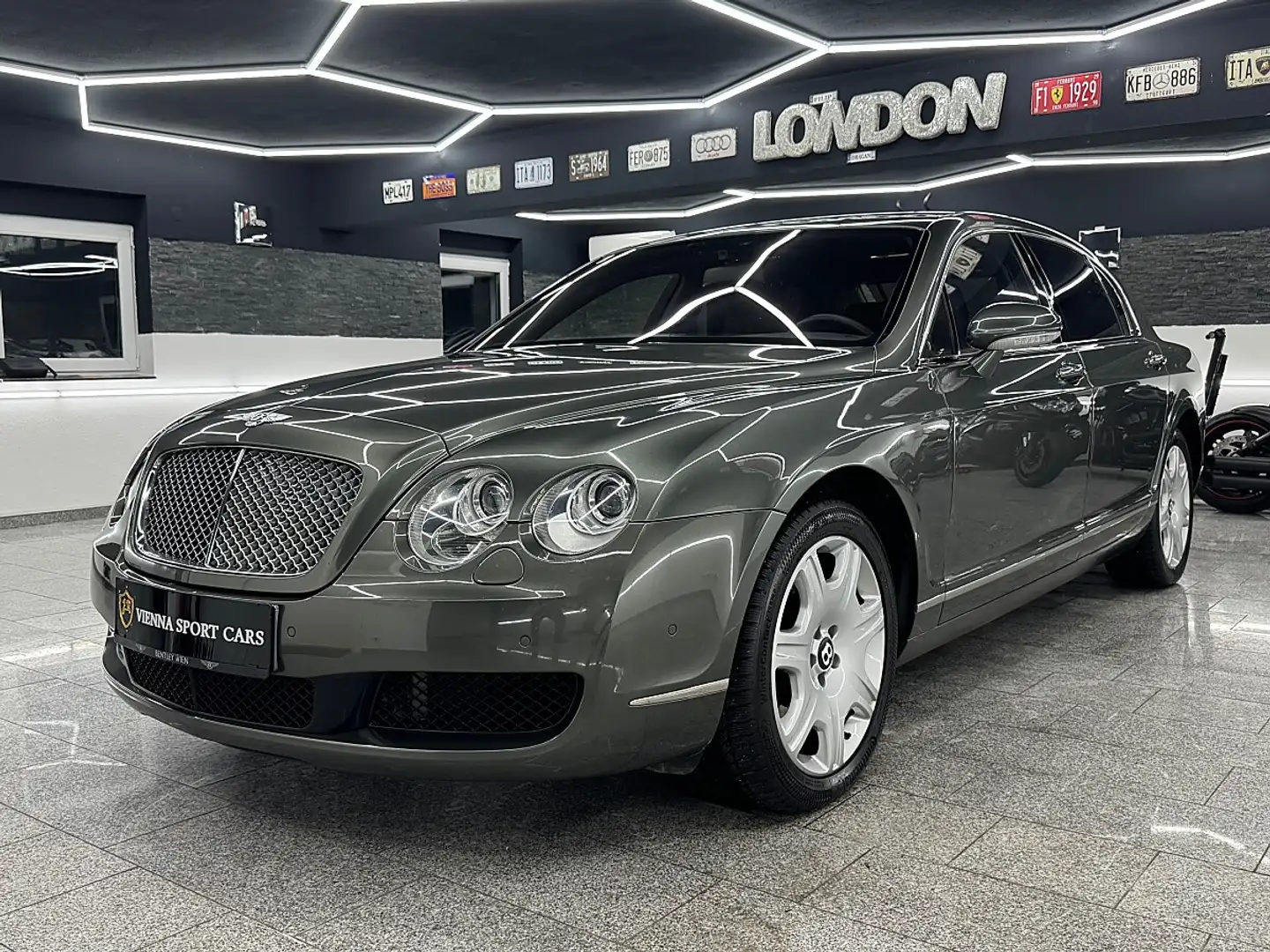 Bentley Flying Spur Continental Flying Spur W12*Wenig-KM*Voll* Grau - 1
