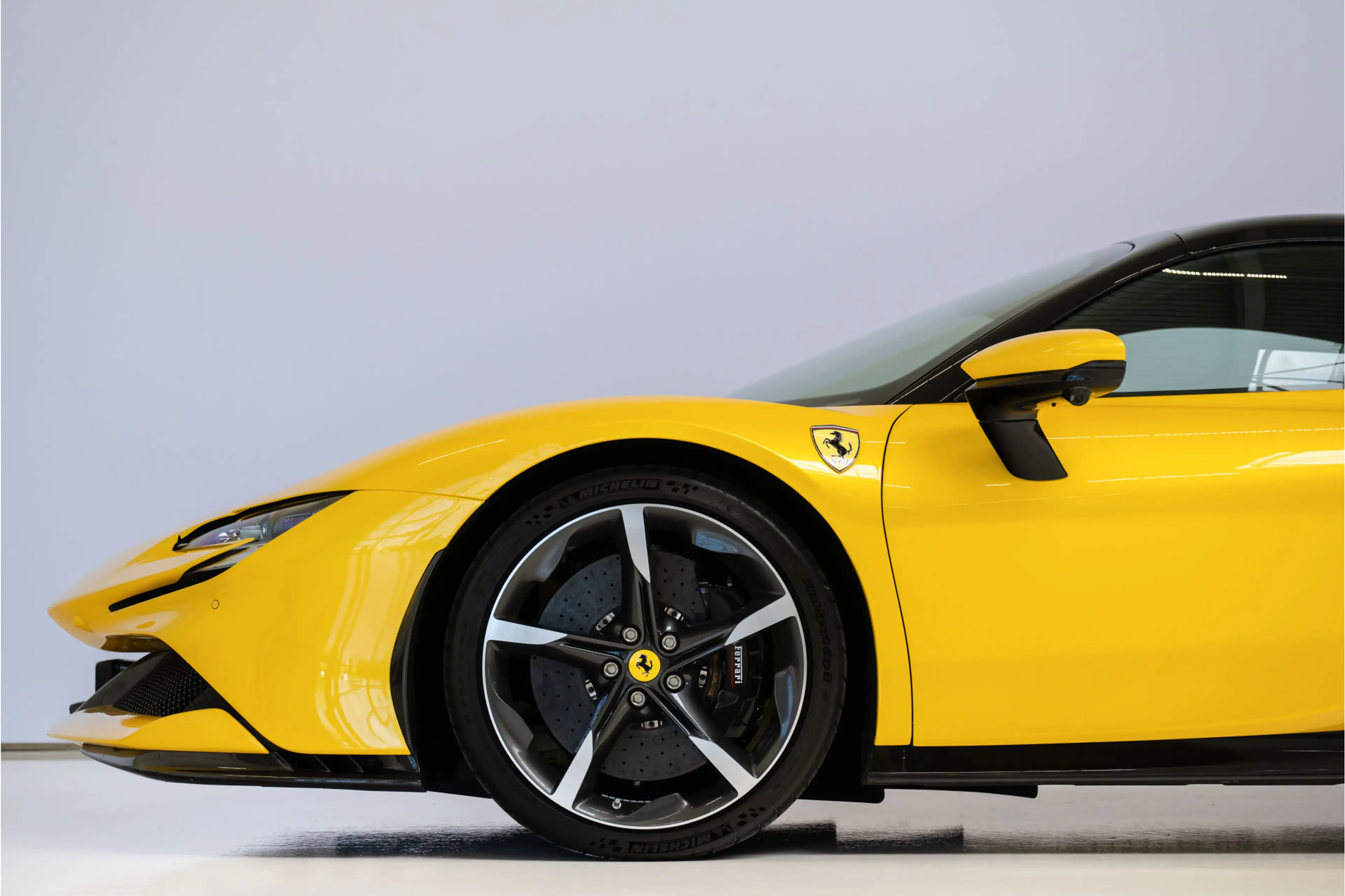 Ferrari SF90 Spider 4.0 V8 Assetto Fiorano, Giallo Triplo Strato, Full — photo 7