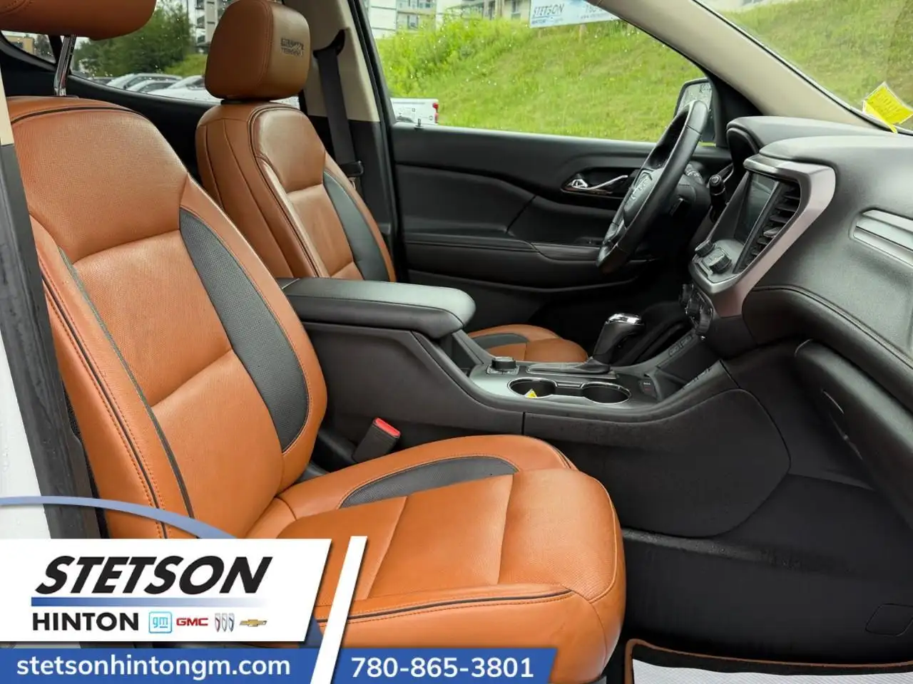 GMC Acadia photo GMC Acadia