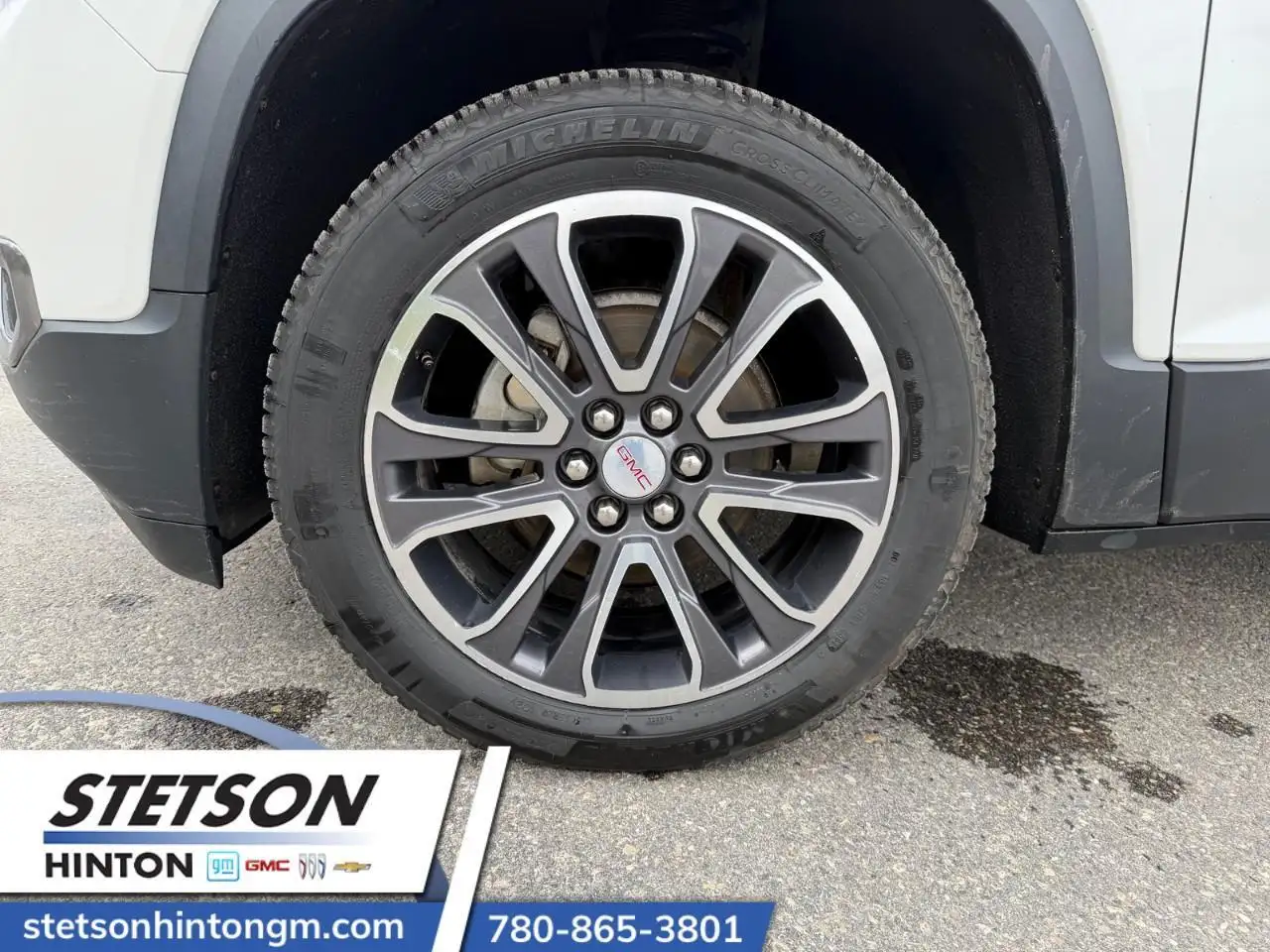 GMC Acadia photo GMC Acadia