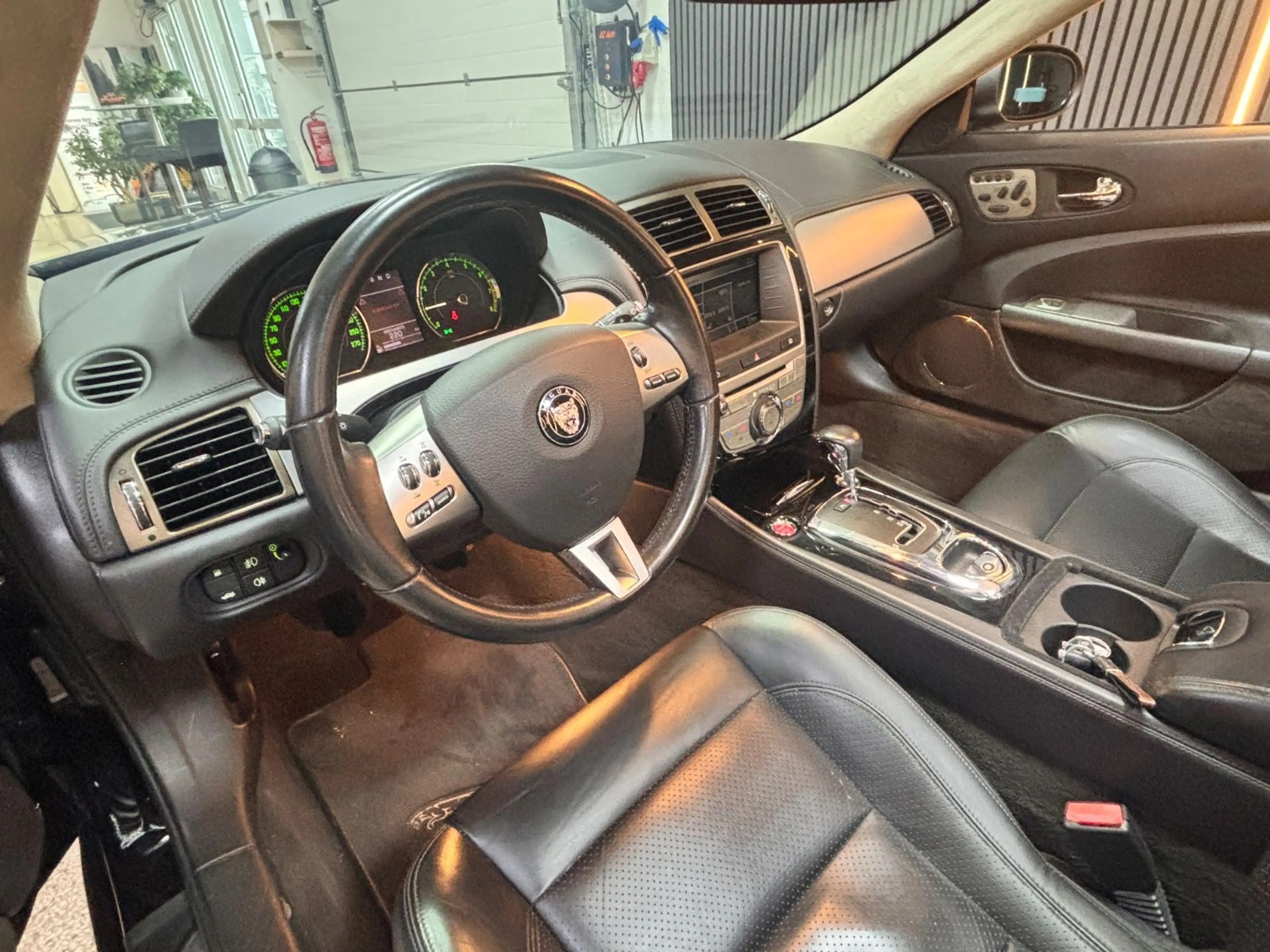 Jaguar XK Coupe / Cabriolet 3.5 V8 Cabrio — photo 13