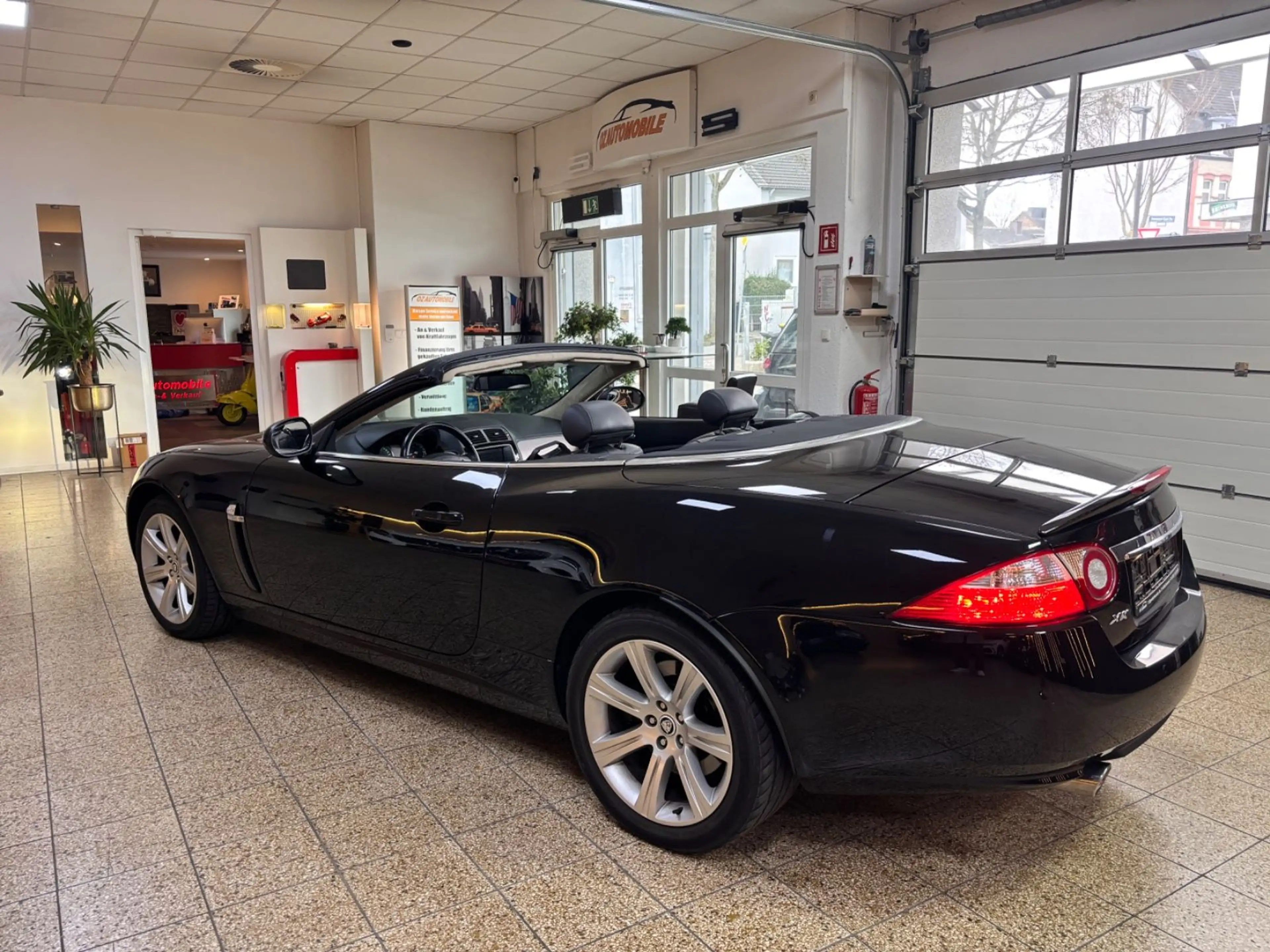 Jaguar XK Coupe / Cabriolet 3.5 V8 Cabrio — photo 16