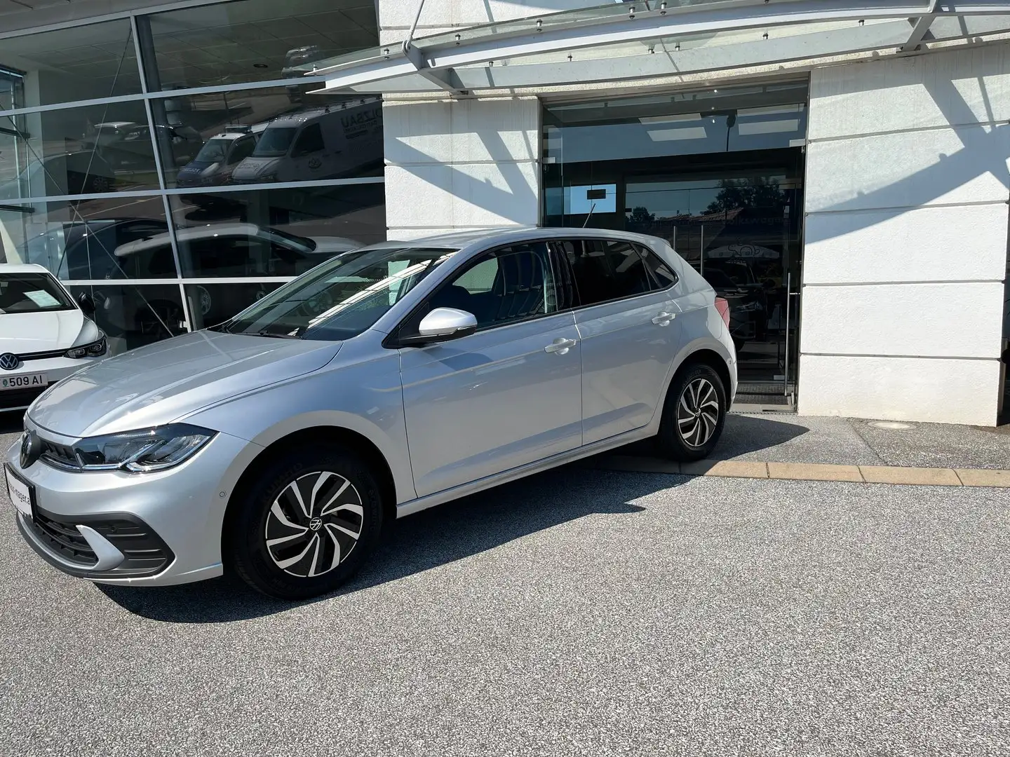 Volkswagen Polo Friends TSI Zilver - 2