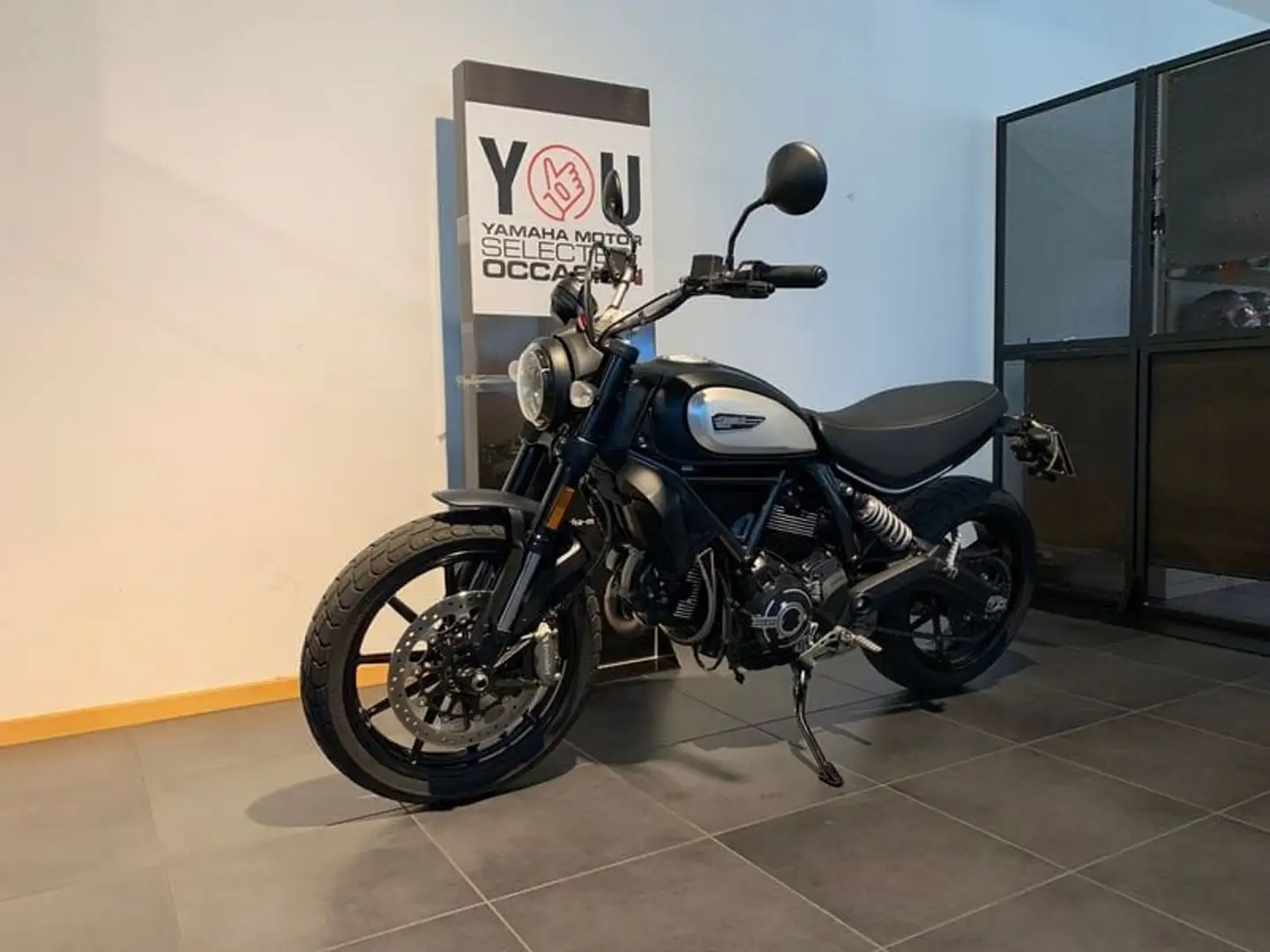 Ducati Scrambler icon dark - 2