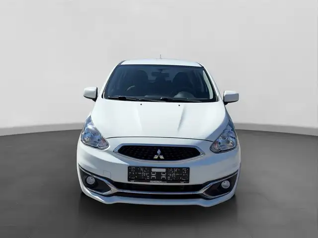 Mitsubishi Space Star view 6