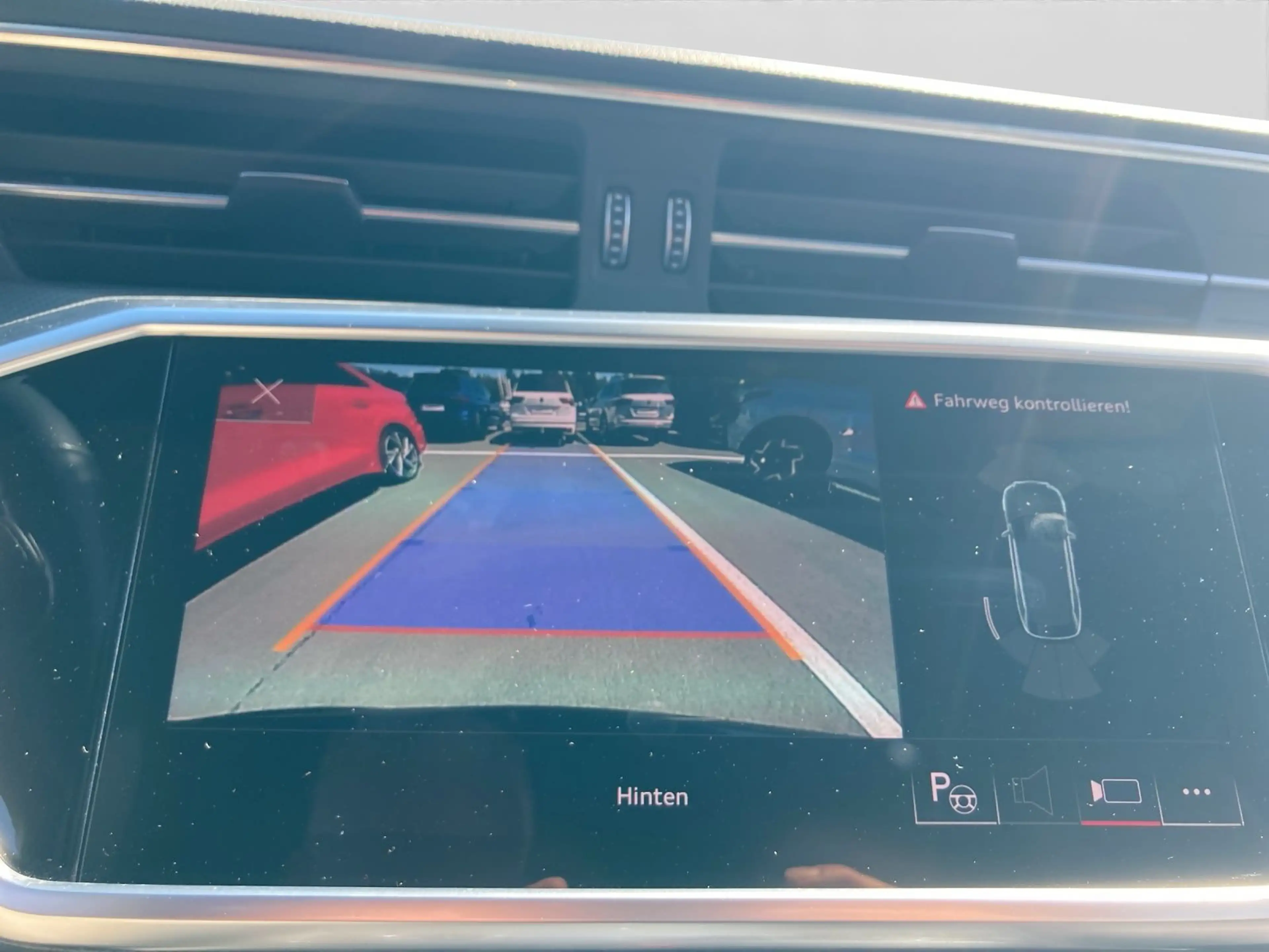 Audi A6 40 TDI Q SPORT PANO LM20 LEDER MATRIX — photo 15