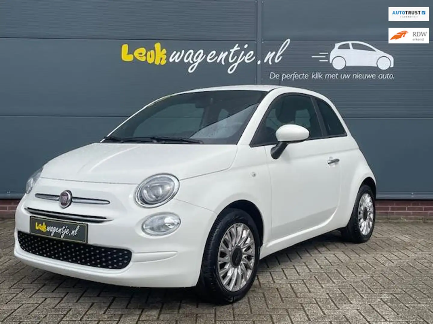 Fiat 500 1.0 Hybrid Lounge *carplay *cruise *parkeersensor White - 1