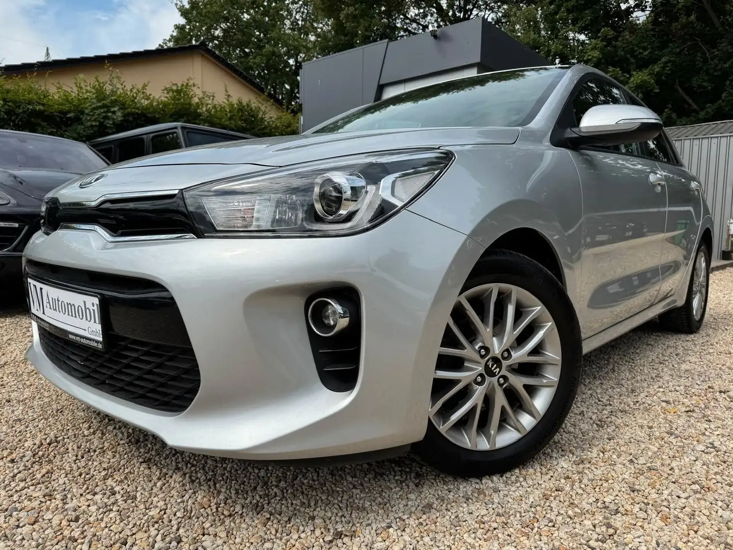 Kia Rio 1.2 Dream-Team Editon AWR*Klima*Sitz+LenkHz. Silber - 1