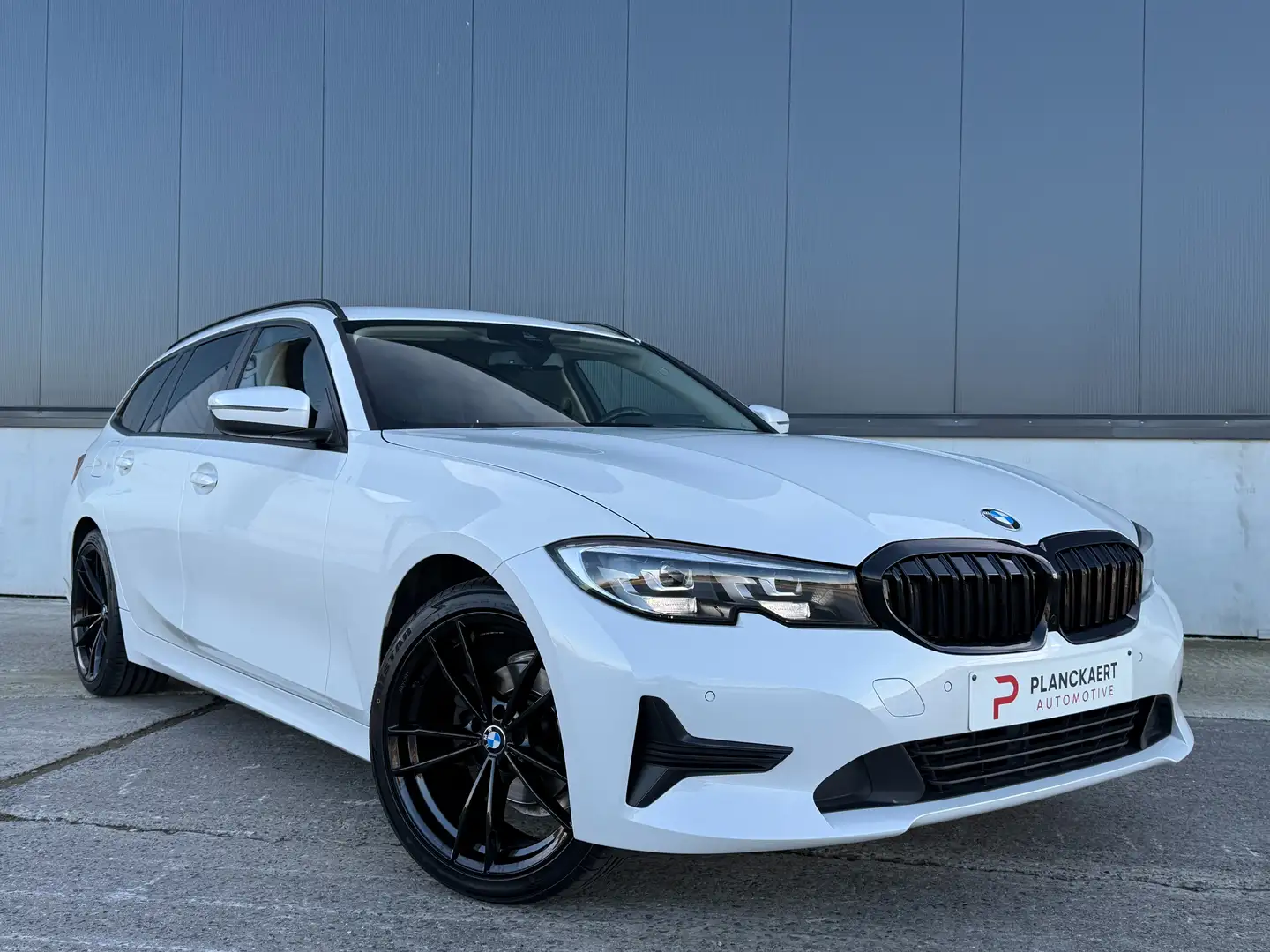 BMW 318 iA Touring Pdc/Carplay/Sportzetels/Virtual cockpit Negro - 2