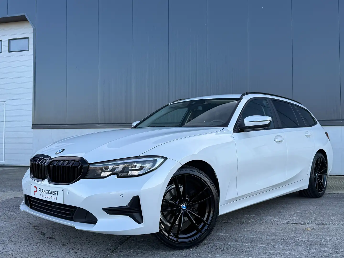 BMW 318 iA Touring Pdc/Carplay/Sportzetels/Virtual cockpit Negro - 1