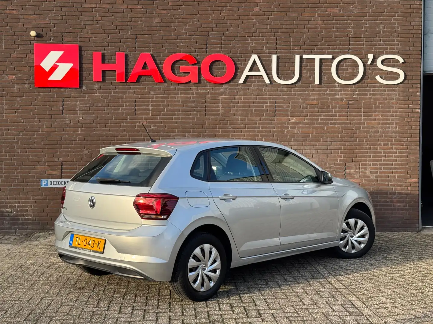 Volkswagen Polo 1.0 TSI Comfortline 2e Eig. | Cruise | Carplay | A Gris - 2