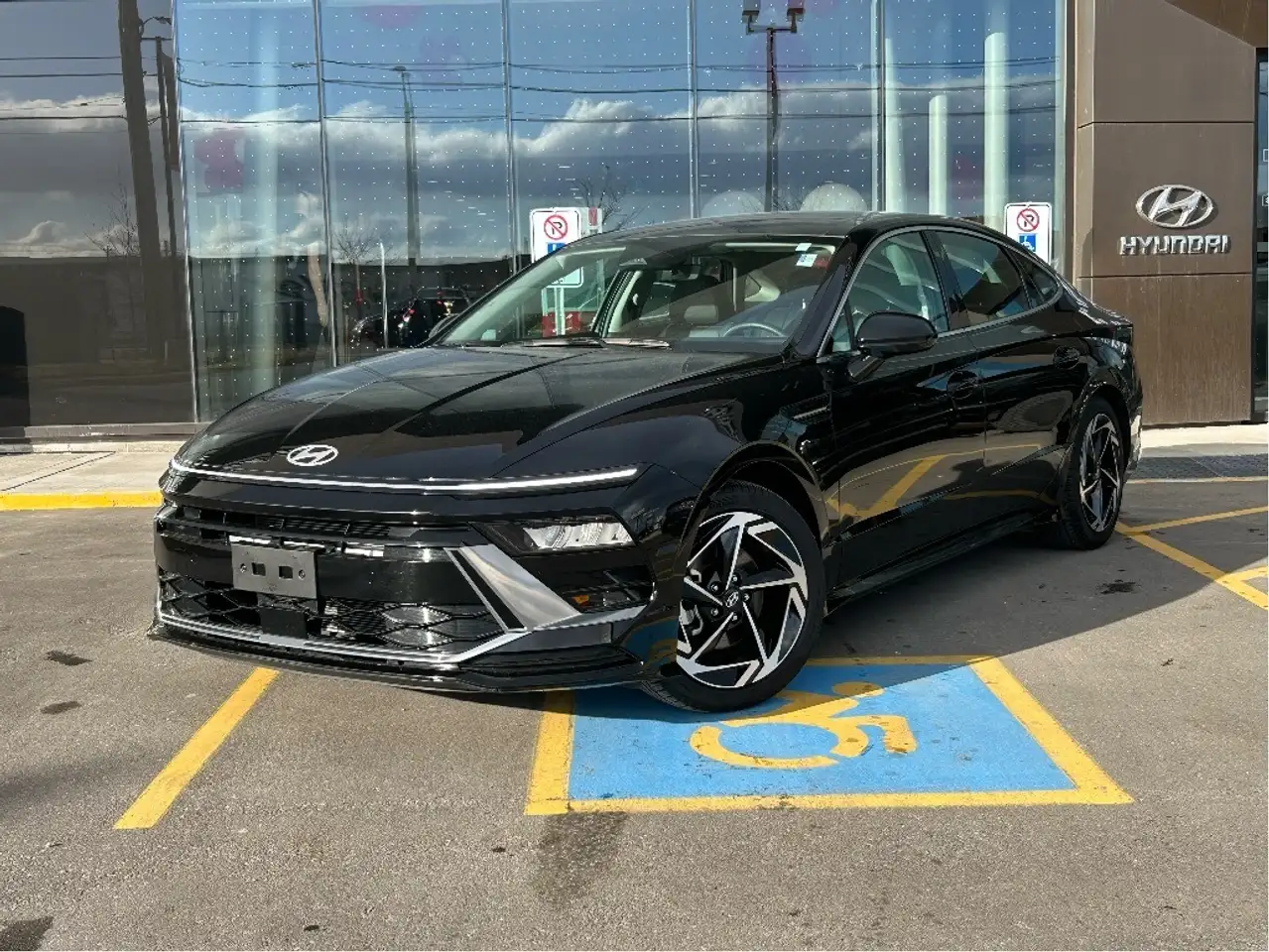 Hyundai SONATA снимка Hyundai SONATA