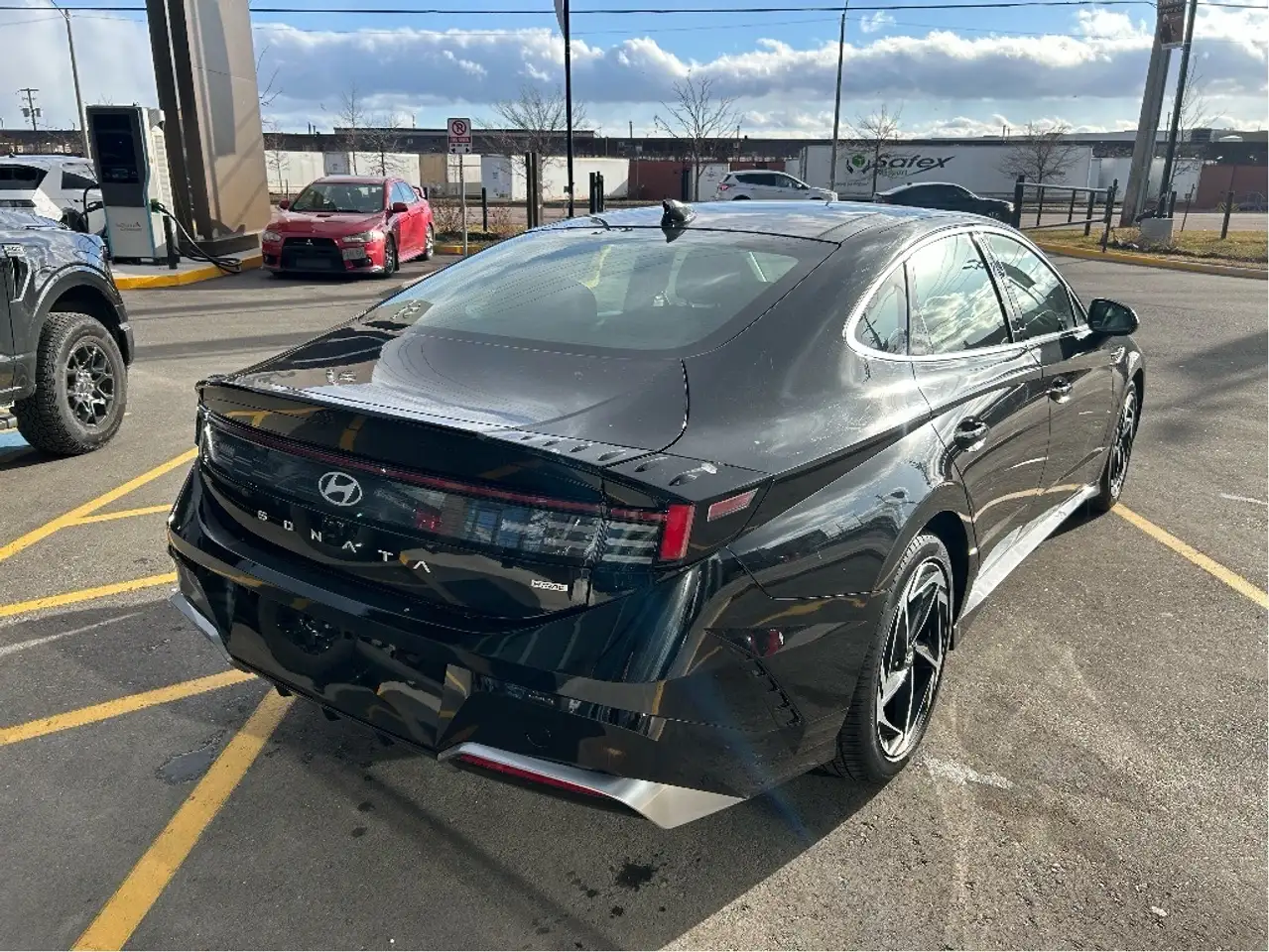 Hyundai SONATA снимка Hyundai SONATA
