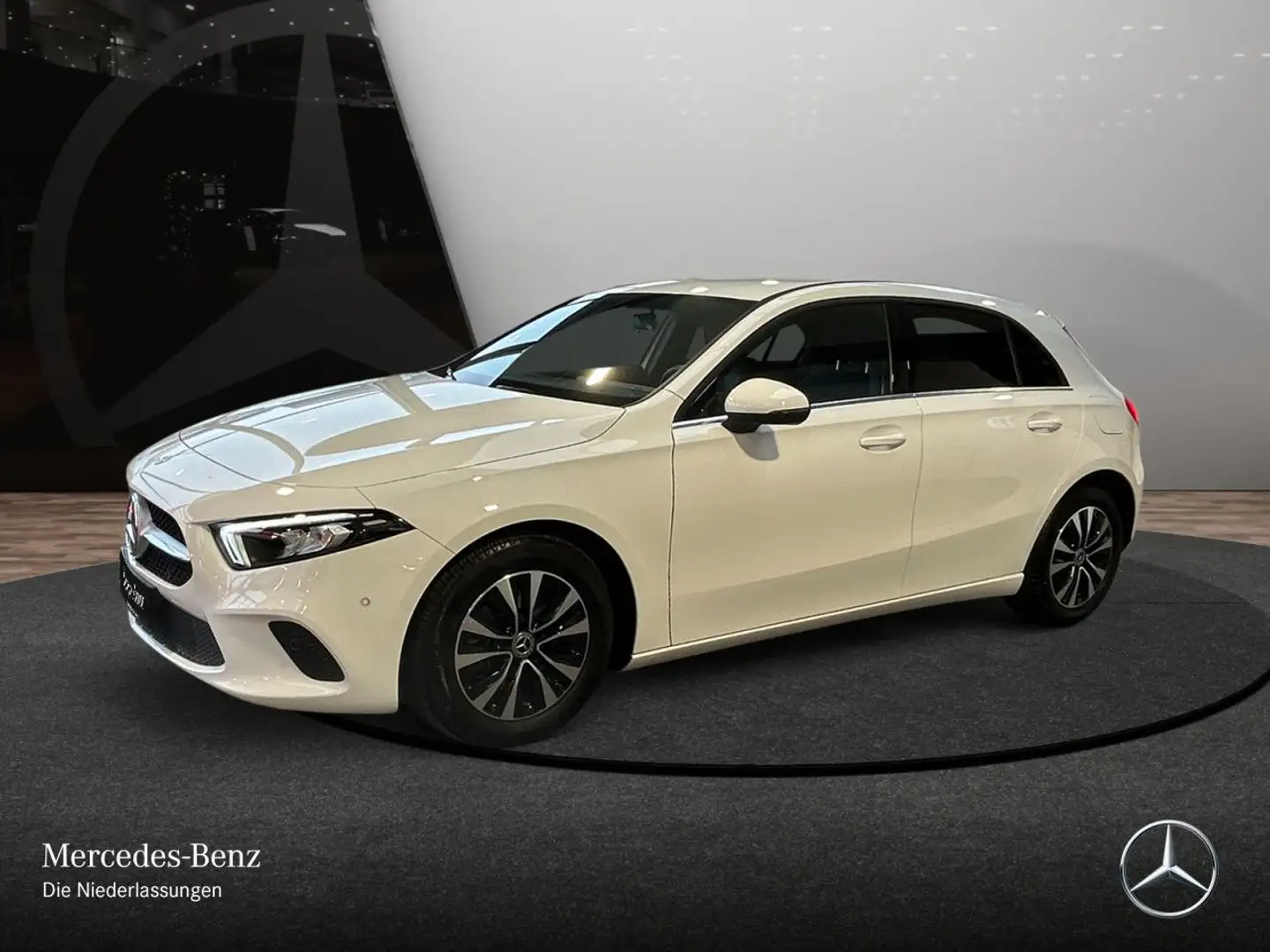 Mercedes-Benz A 180 d STYLE+AHK+LED+8G Weiß - 2