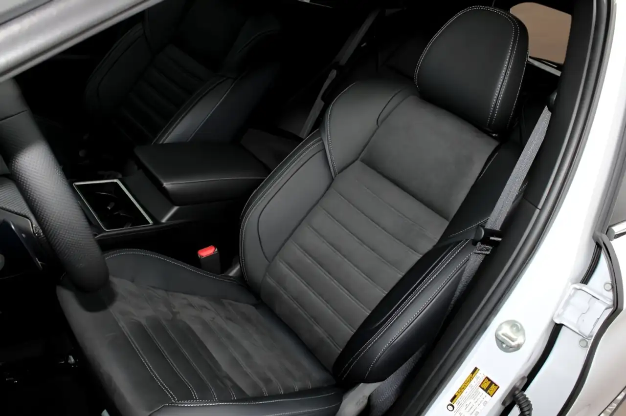 Mitsubishi Outlander снимка Mitsubishi Outlander