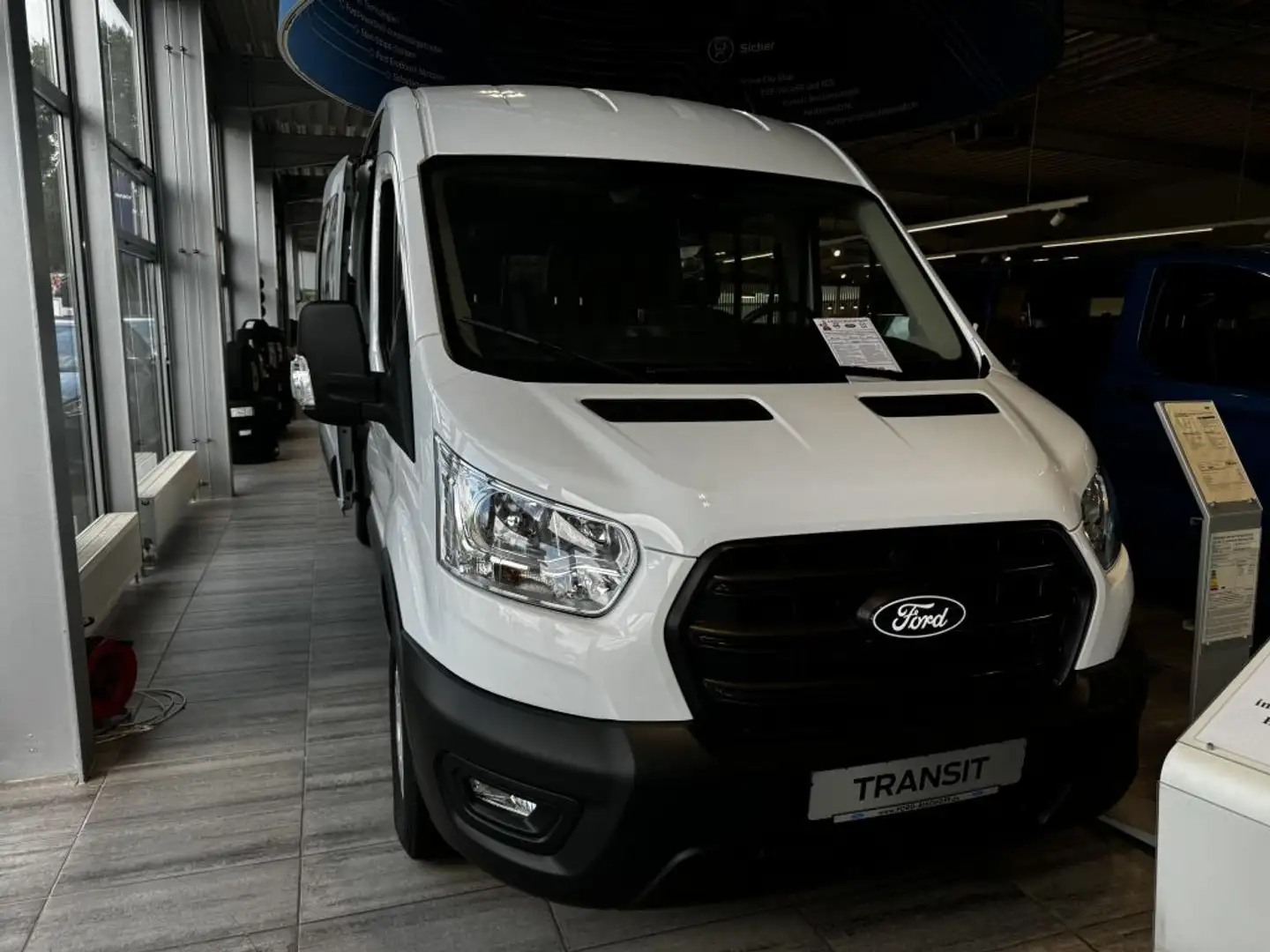 Ford Transit 350 L3H2 Lkw VA Trend (V363) DoKa 6 Sitzer Weiß - 2