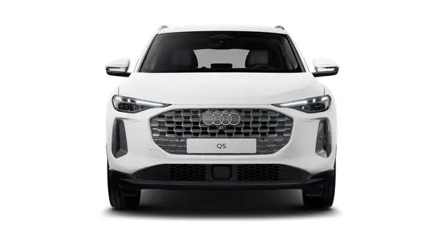 Audi Q5 view 6