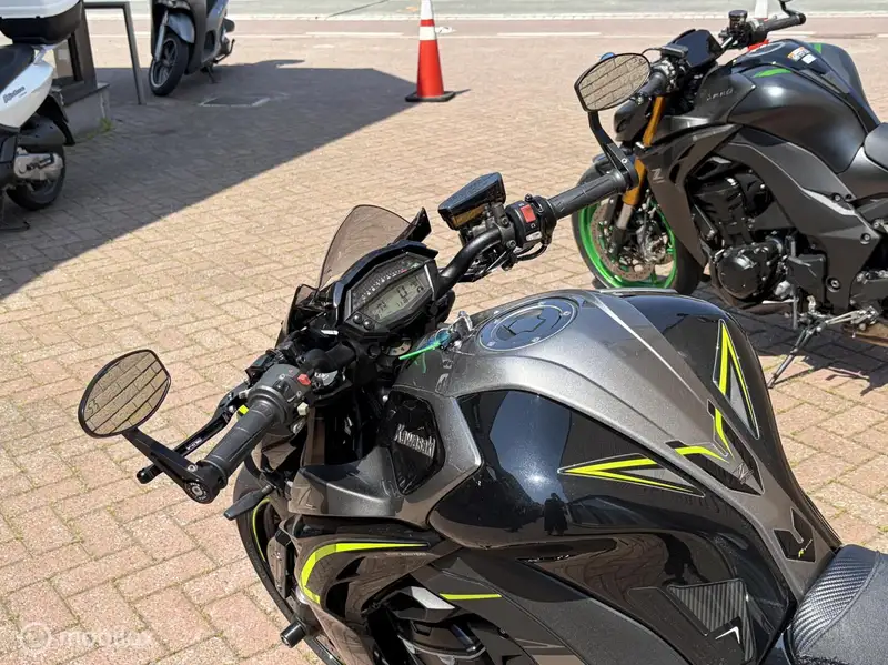 Kawasaki Z1000 - foto 8
