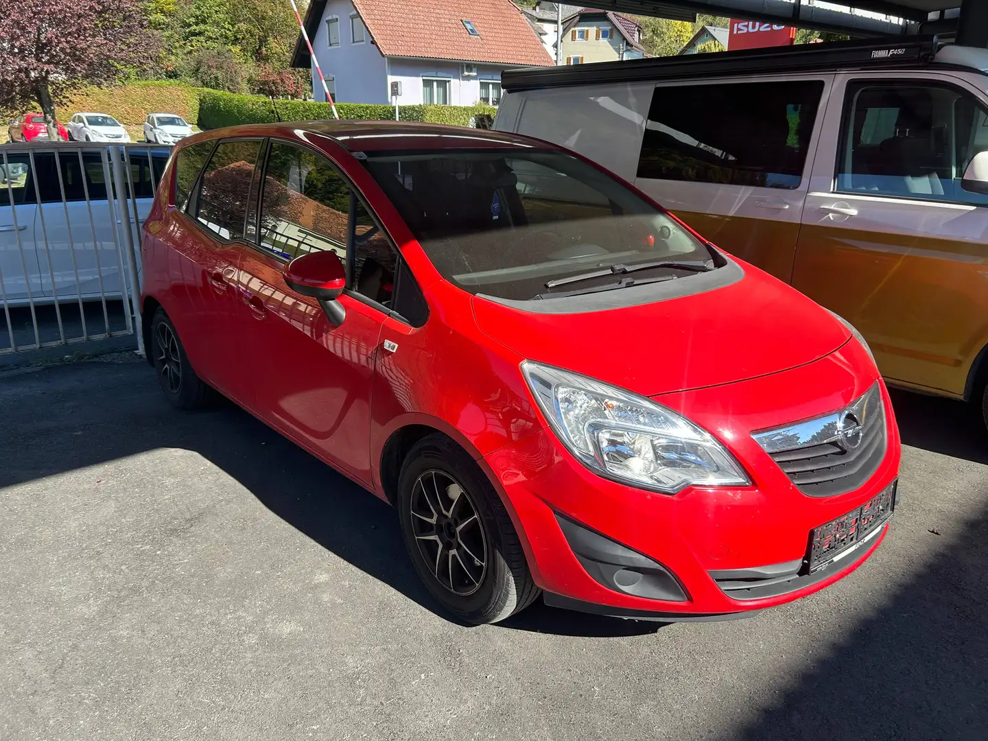 Opel Meriva Meriva 1.4 Edition Rot - 2