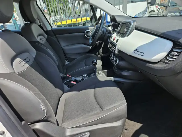 Fiat 500x view 11
