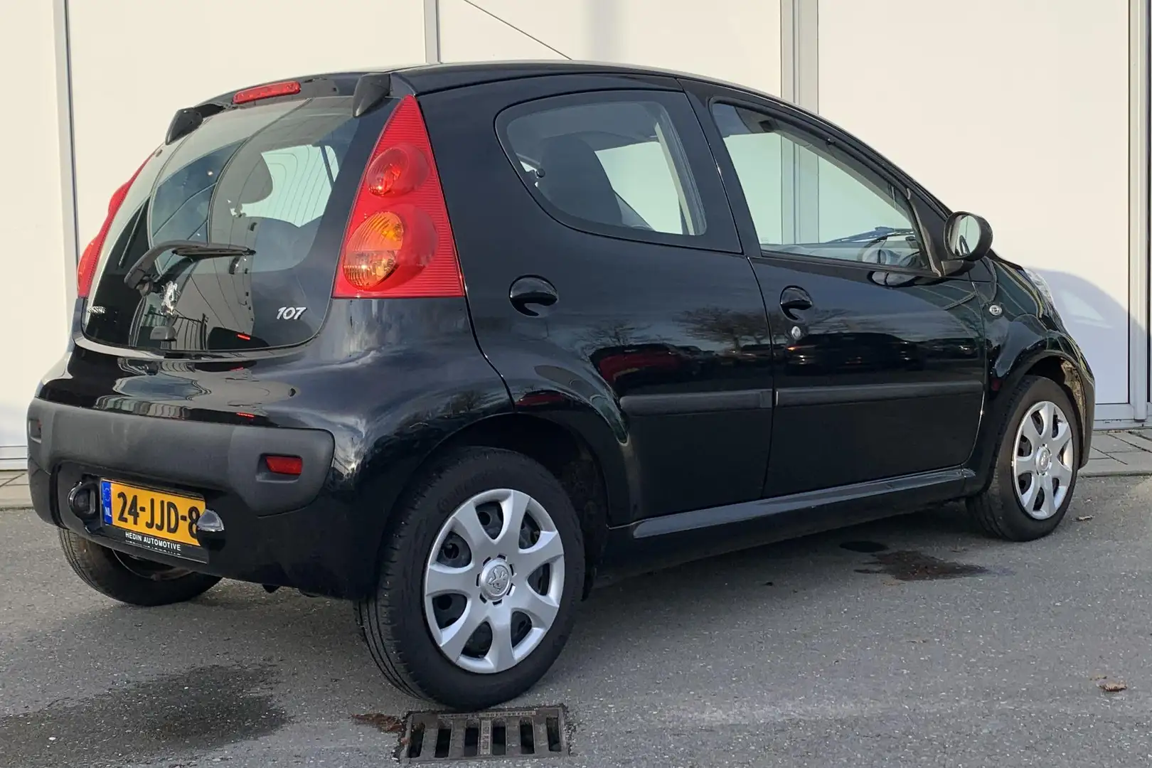 Peugeot 107 1.0-12V Sublime 5drs. | Airco | 1ste eigenaar | Ce Zwart - 2