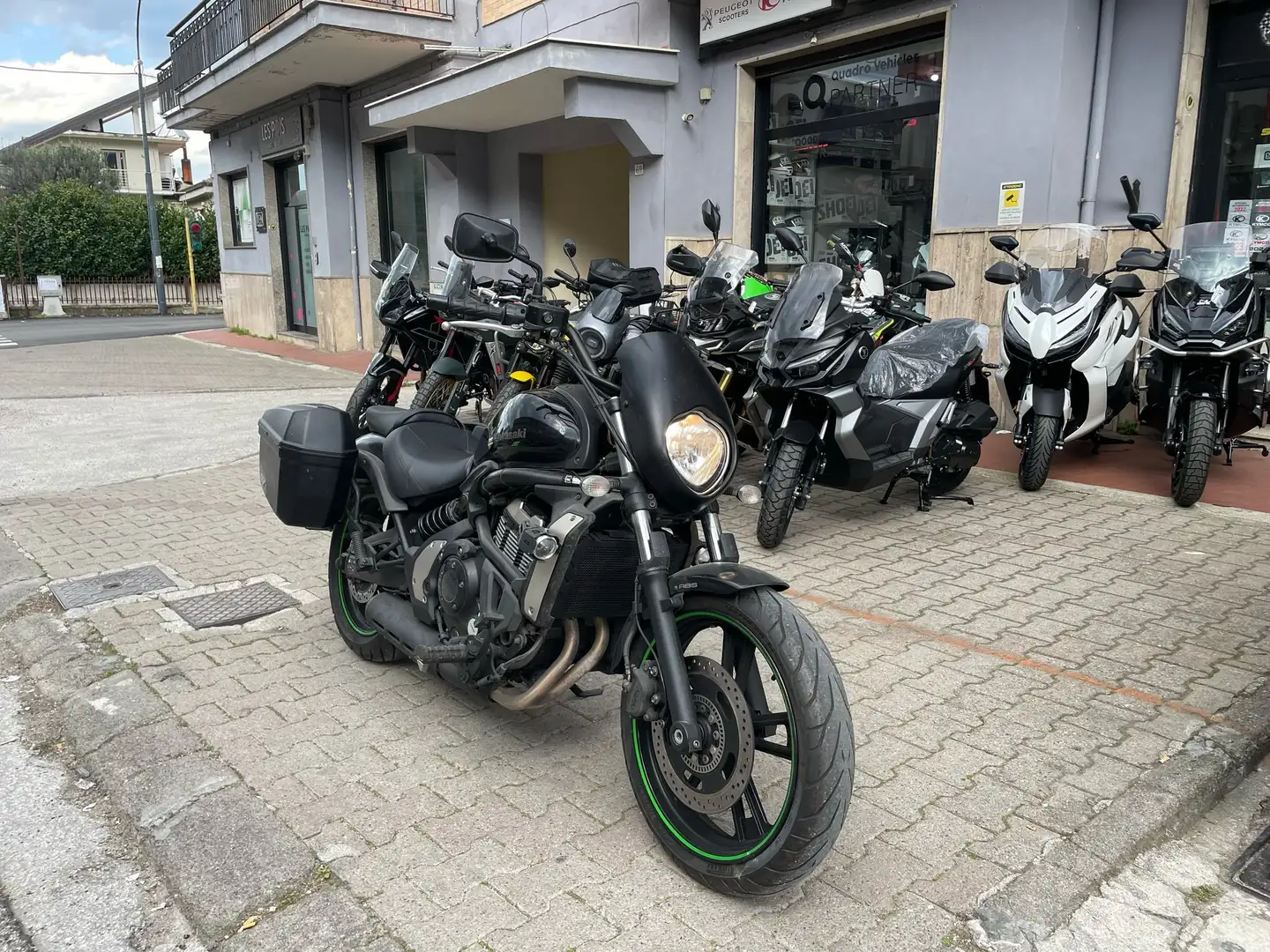Kawasaki Vulcan S Negro - 2