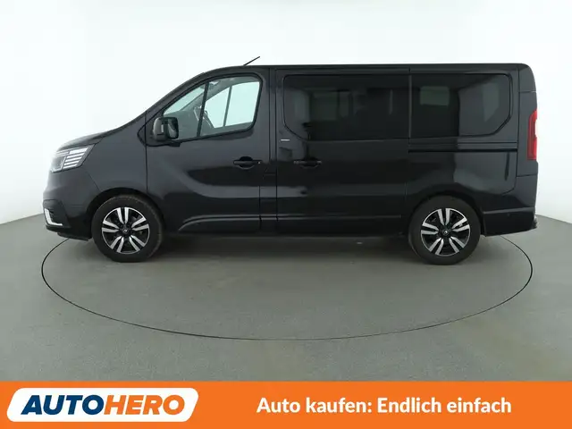 Renault Trafic view 3