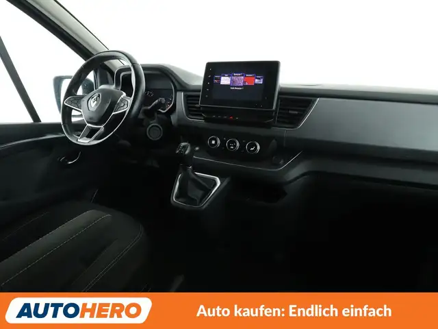 Renault Trafic view 13