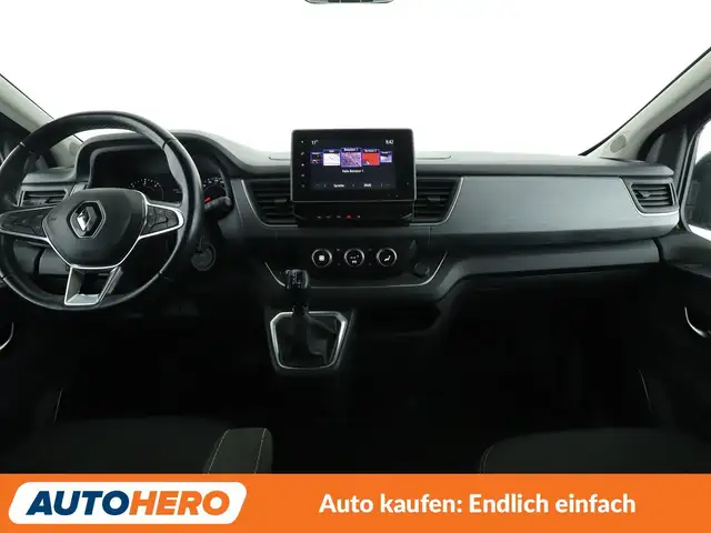 Renault Trafic view 12