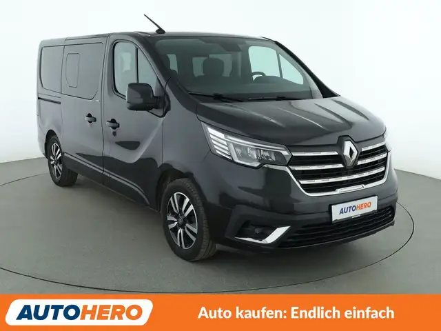 Renault Trafic view 8