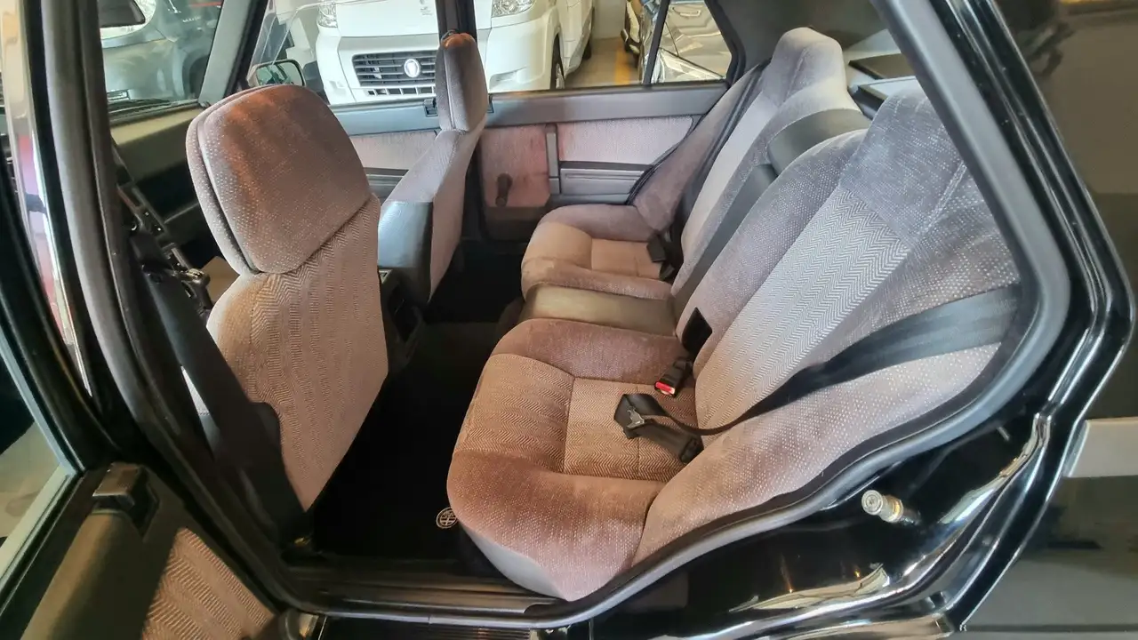 Alfa Romeo 75 1.8t America, foto 10