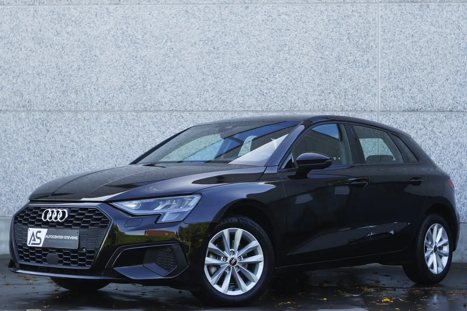 Audi A3 A3 30 TFSI Limousine S tronic Noir - 1