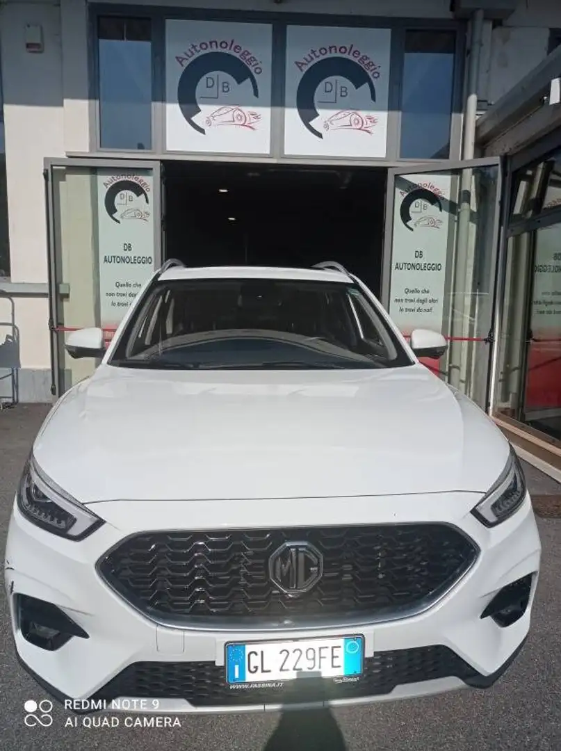 MG ZS 1.0 Luxury Alb - 1