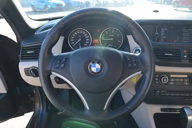 BMW X1 view 7
