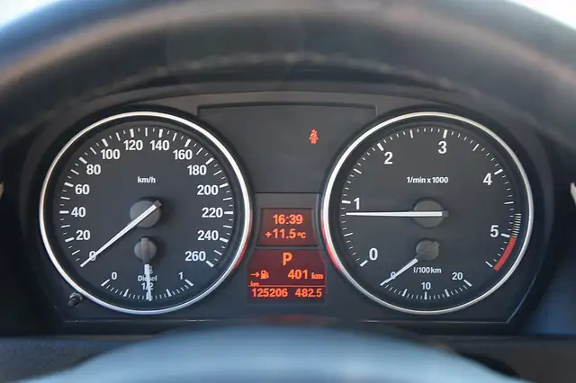 BMW X1 view 8