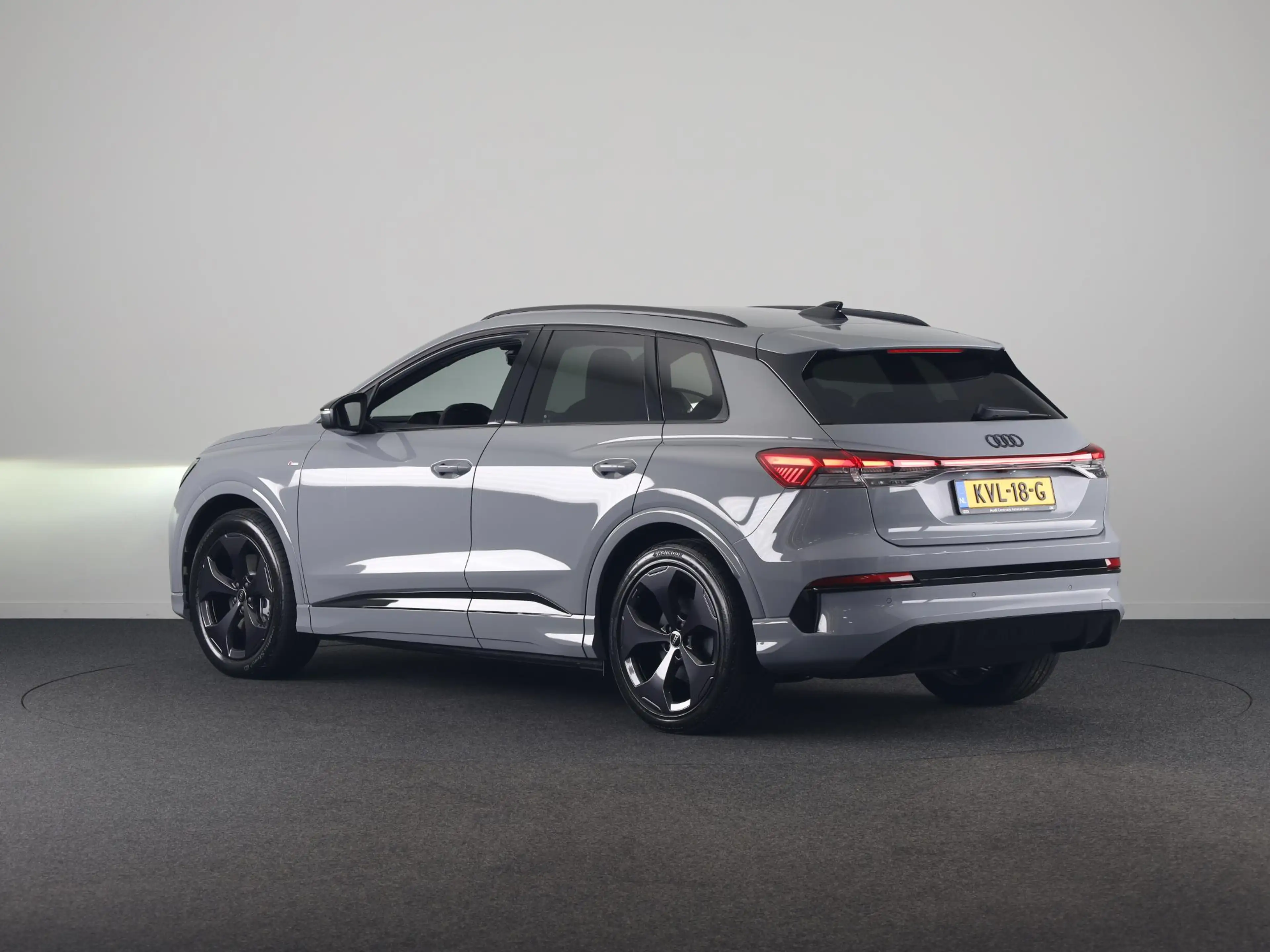 Audi Q4 e-tron S edition performance 82 kWh 286pk | Nieuw model | — photo 3