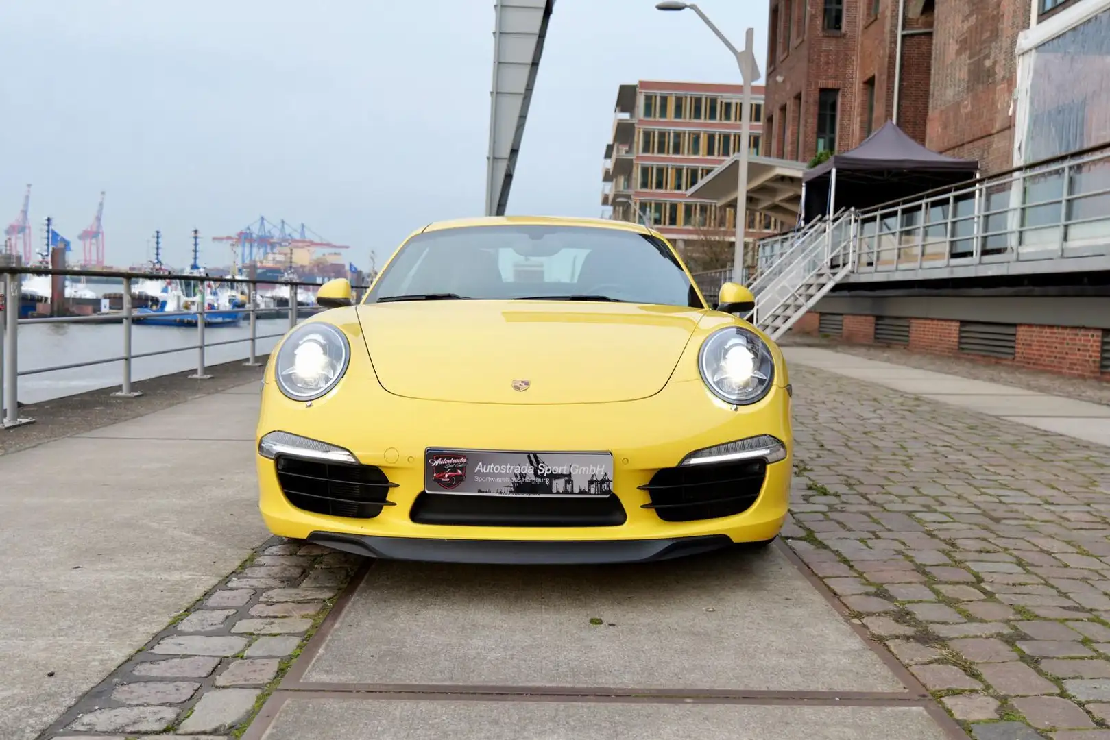 Porsche 991 Carrera S Sportsitze, Sport-Chrono-Paket Gelb - 2
