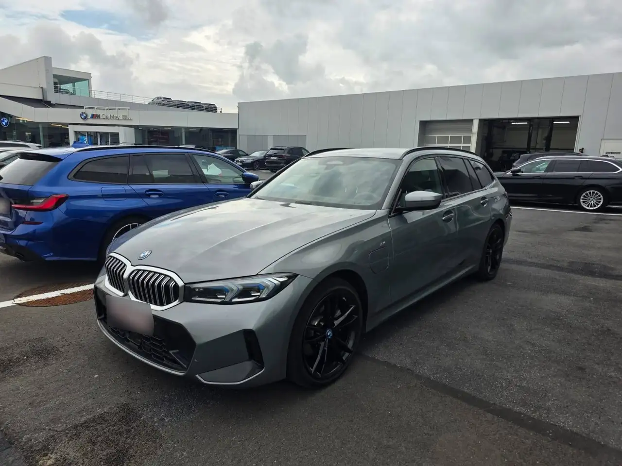 BMW 330