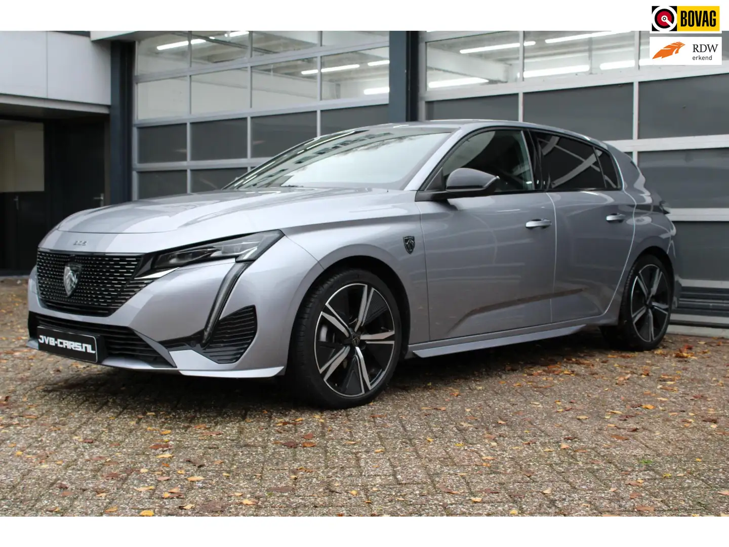 Peugeot 308 1.2 PureTech GT Grau - 1