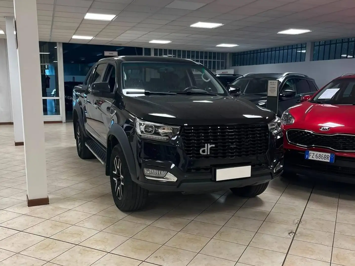 DR Automobiles PK8 PK8 2.0 turbo diesel 4x4 136cv Schwarz - 2