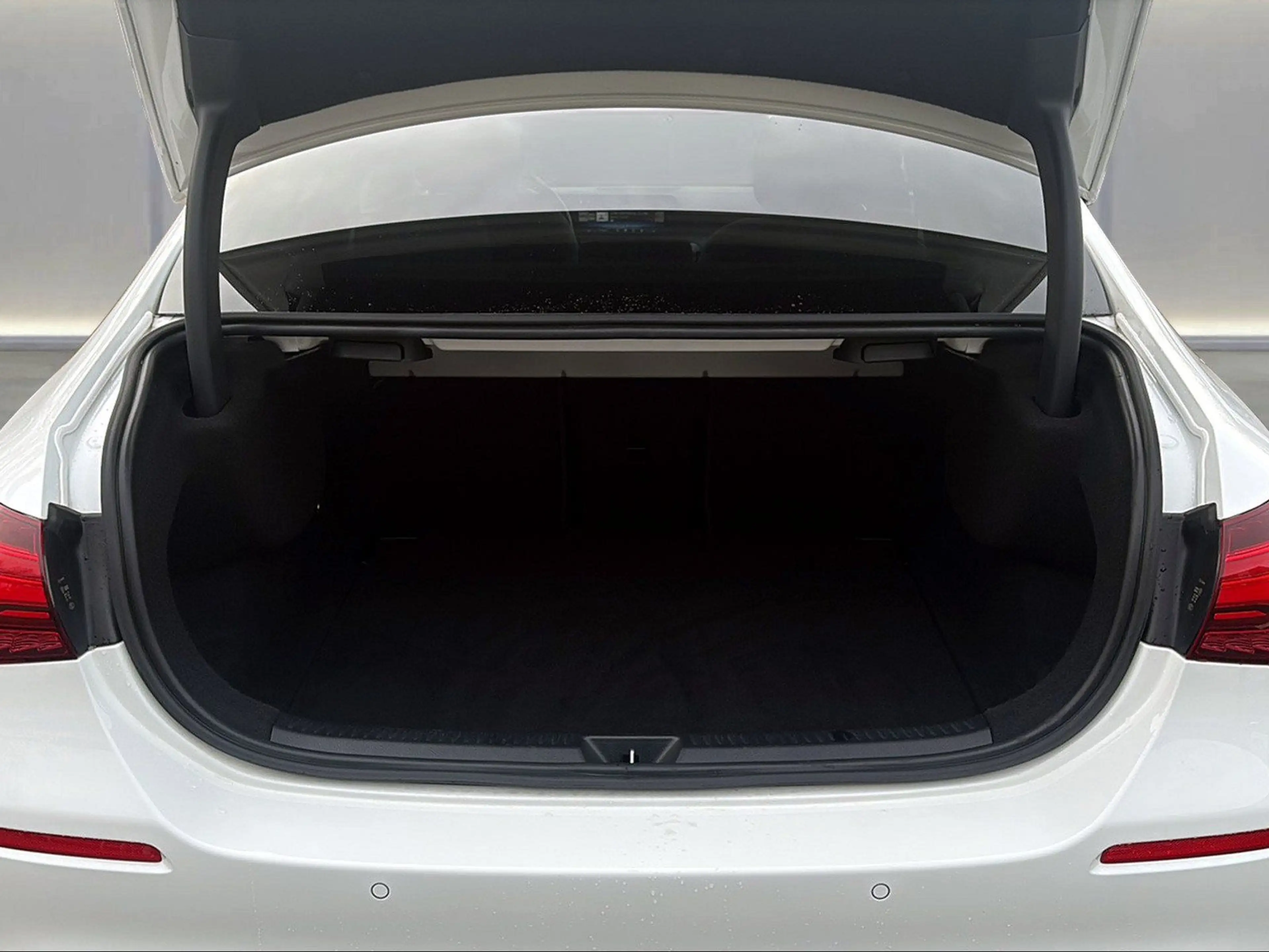 Mercedes-Benz A 250 Lim. Progressive 4M PANO RFK AHK MULTIBEAM — photo 8