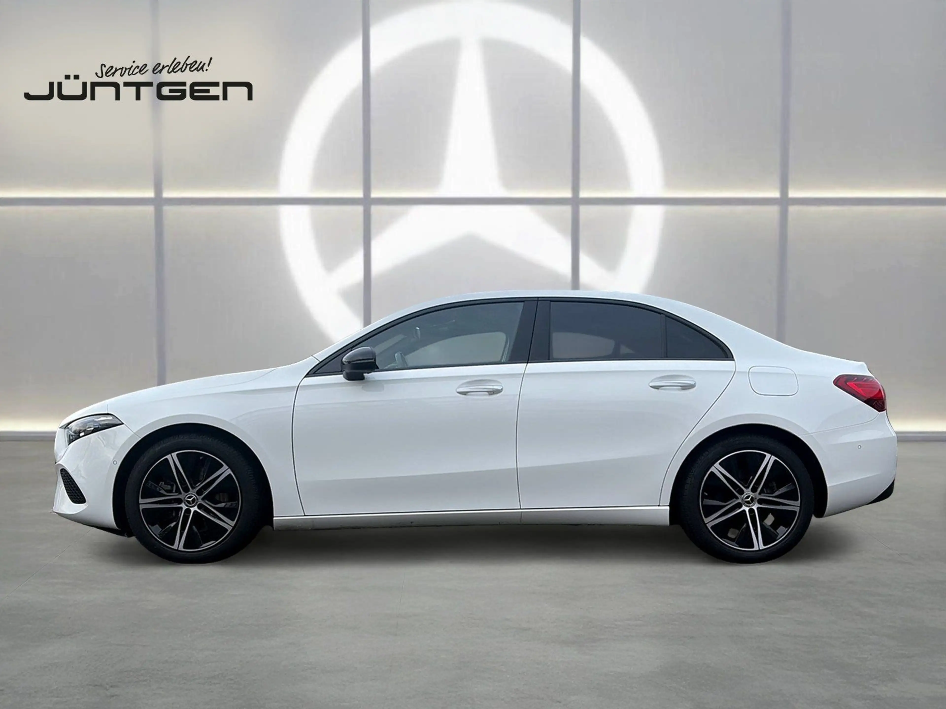 Mercedes-Benz A 250 Lim. Progressive 4M PANO RFK AHK MULTIBEAM — photo 5